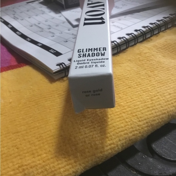 AVON Glimmer shadow Rose Gold - Picture 4 of 9
